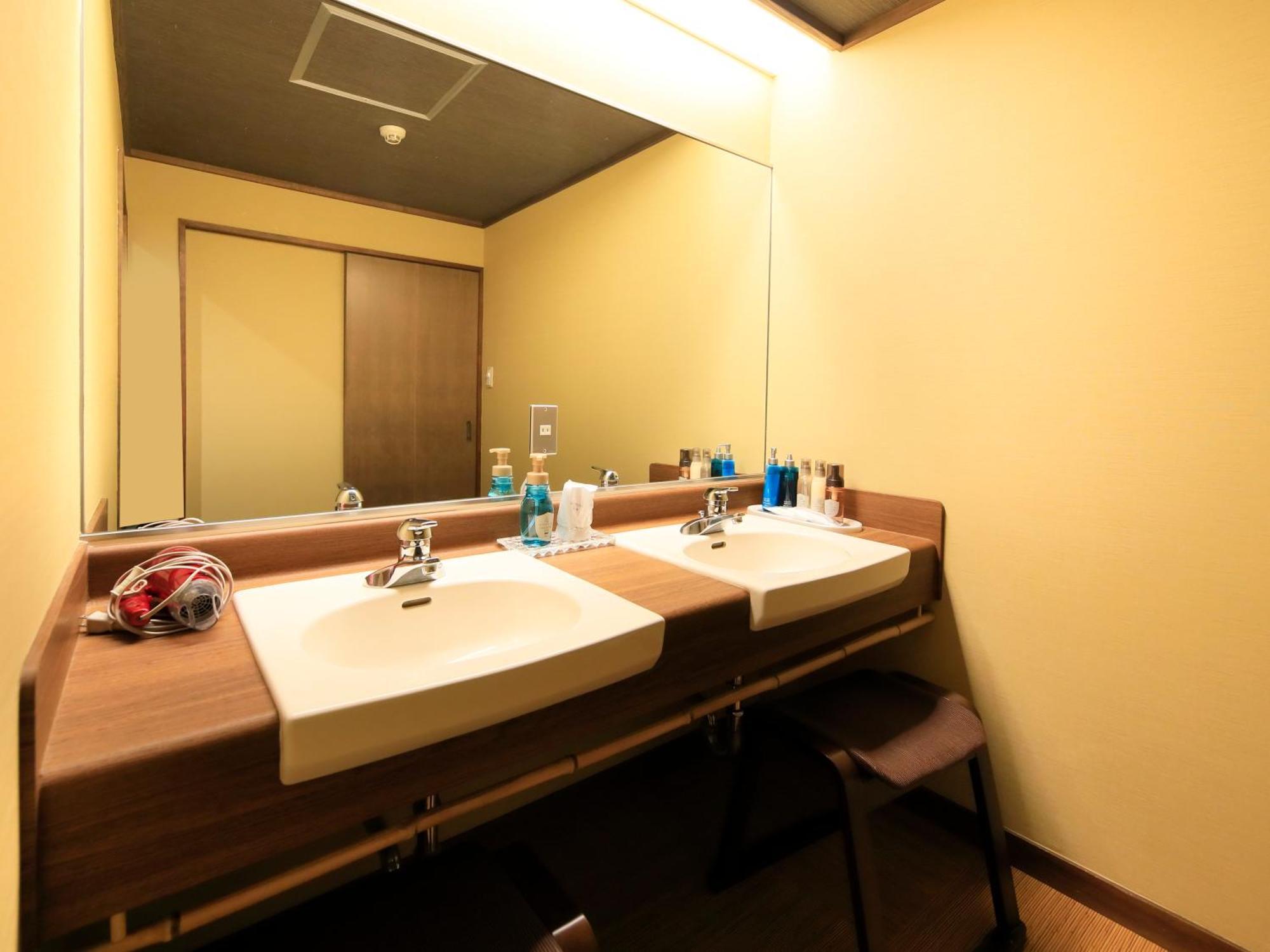 Hotel Saikatei Jidaiya Kaminoyama Habitación foto